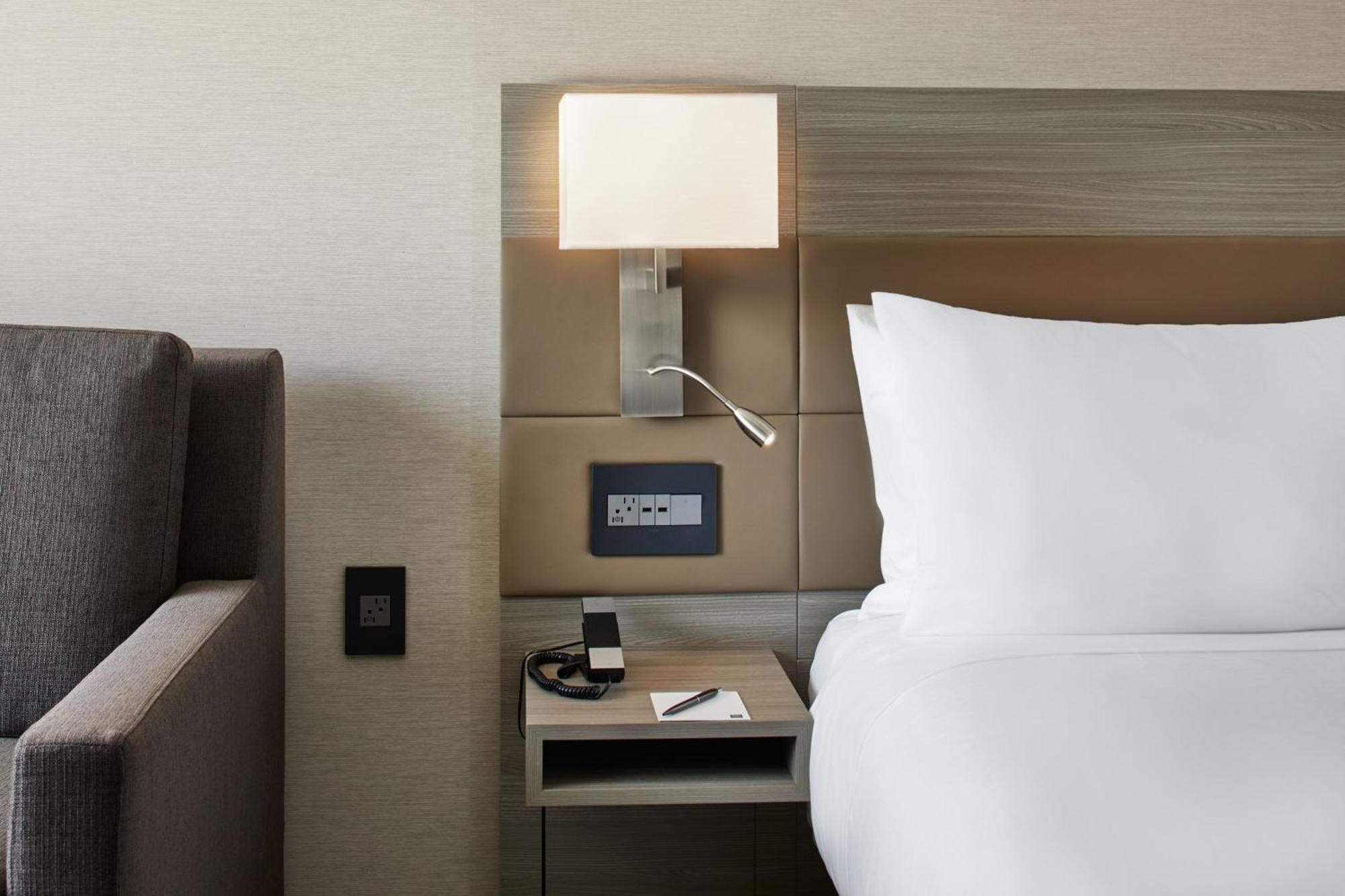 Ac Hotel By Marriott Сакраменто Екстериор снимка