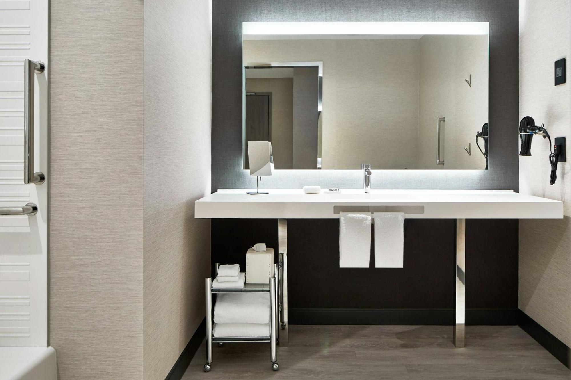 Ac Hotel By Marriott Сакраменто Екстериор снимка